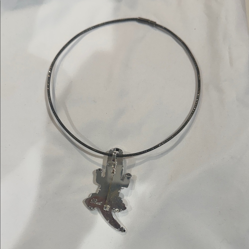 Vintage Silver Reptile Pendant Necklace - Picture 3 of 4